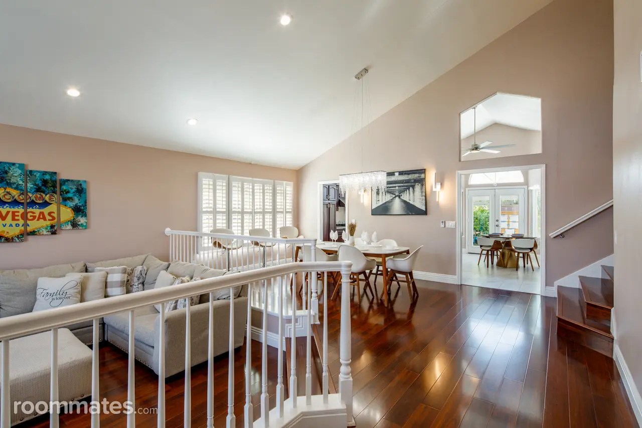 Profile photo 1 of 12