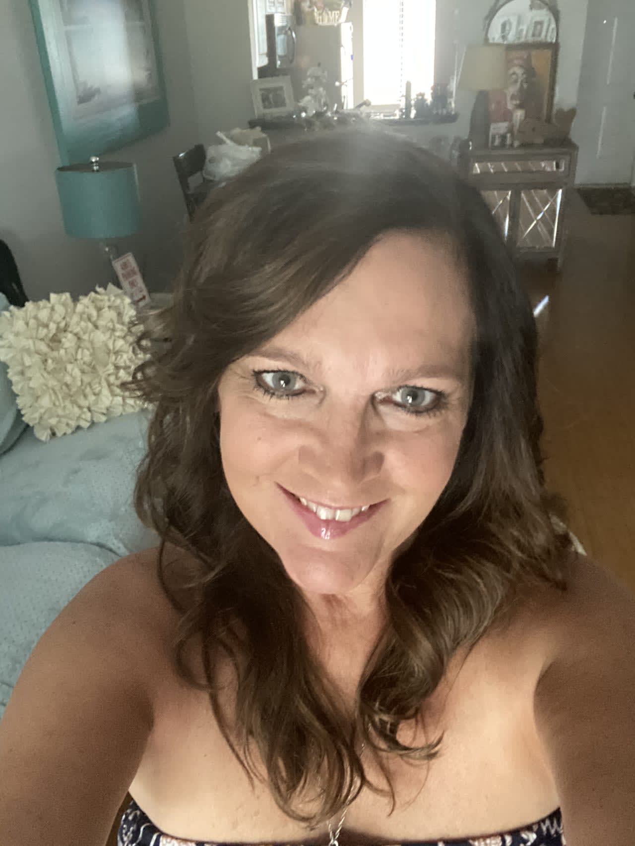 Profile photo 4 of 4