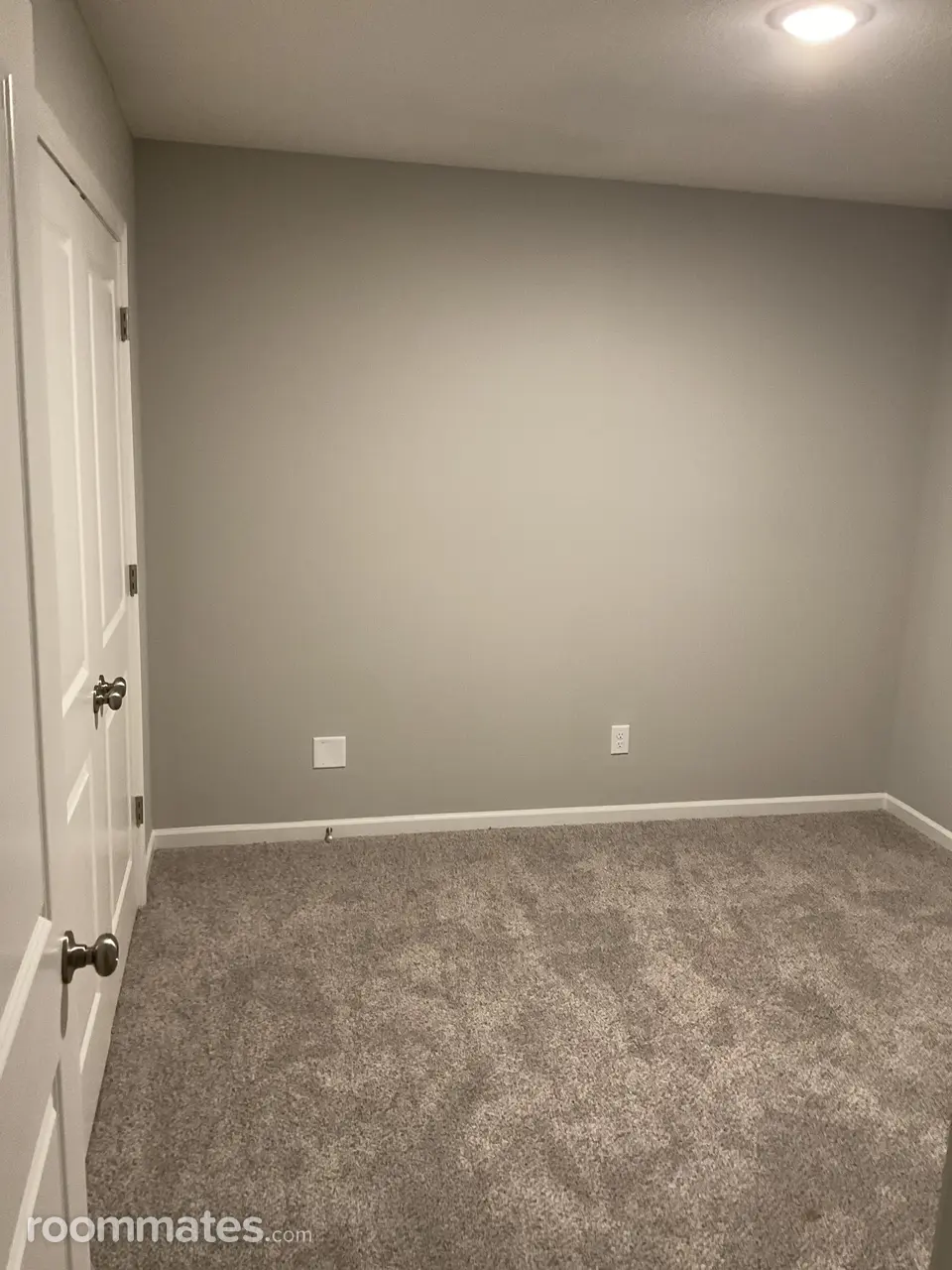 Profile photo 1 of 7