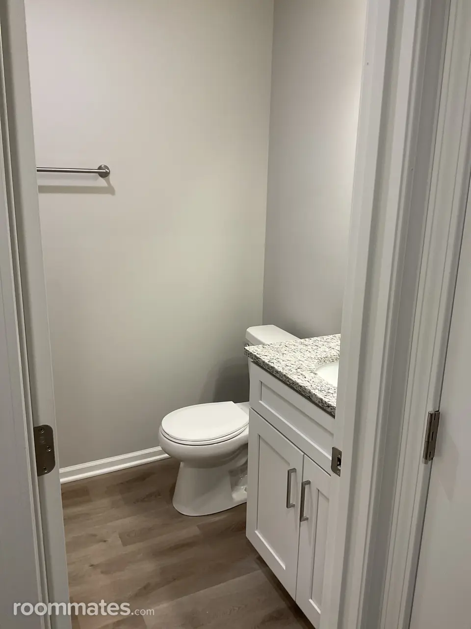 Profile photo 4 of 7