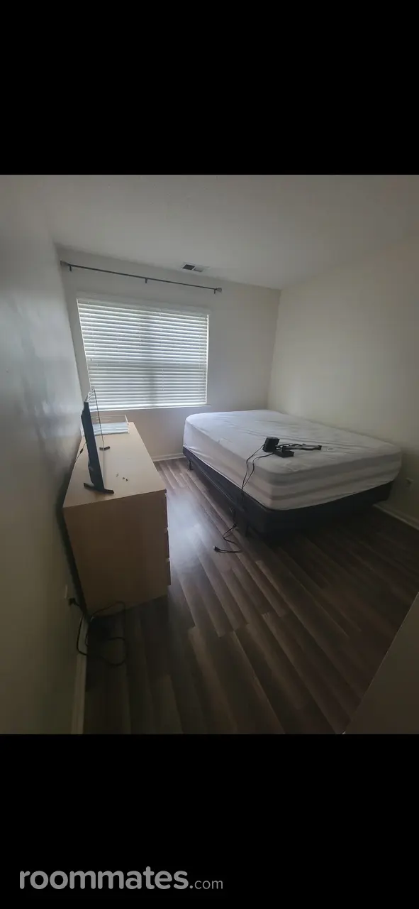 Profile photo 2 of 5