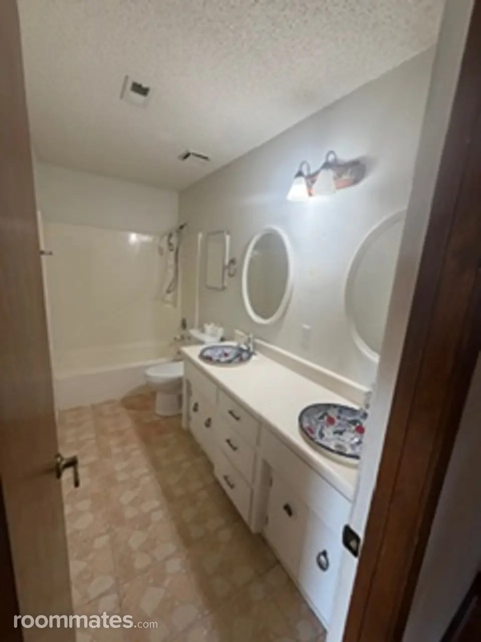 Profile photo 3 of 5