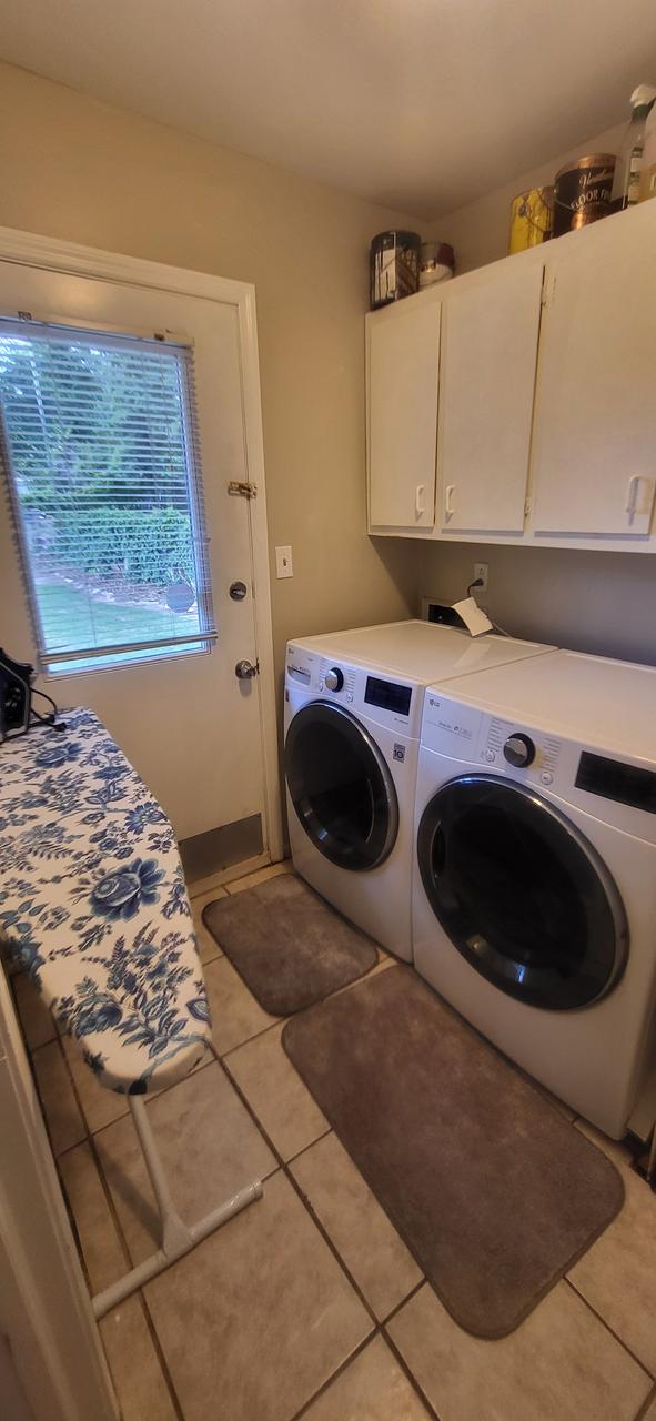 Profile photo 8 of 10