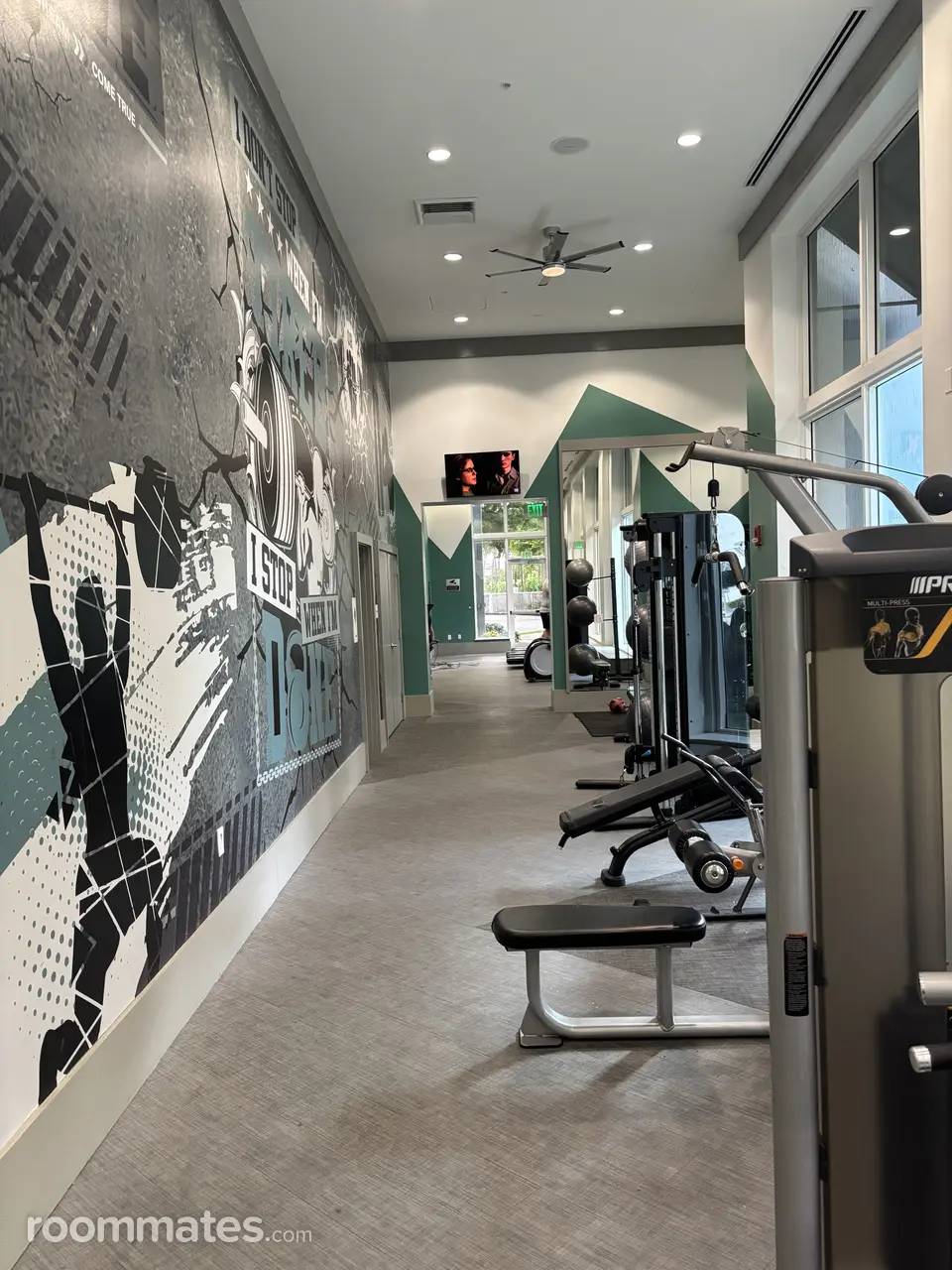 Profile photo 7 of 8