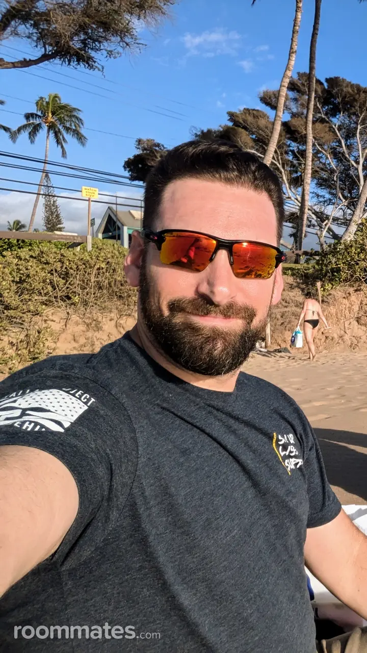 Profile photo 10 of 10