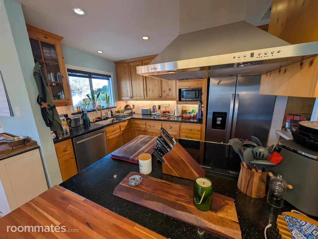 Profile photo 1 of 10