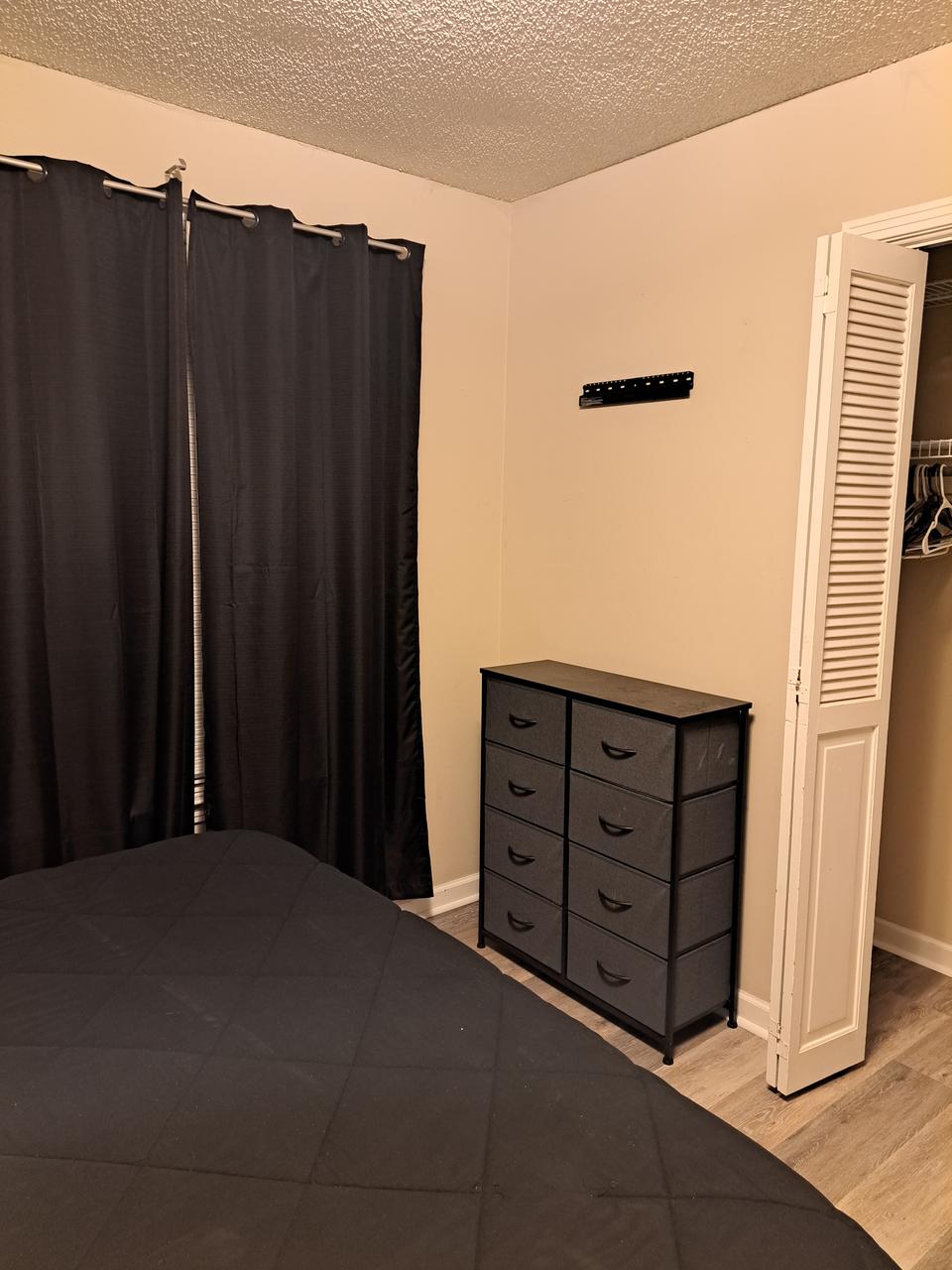 Profile photo 7 of 8