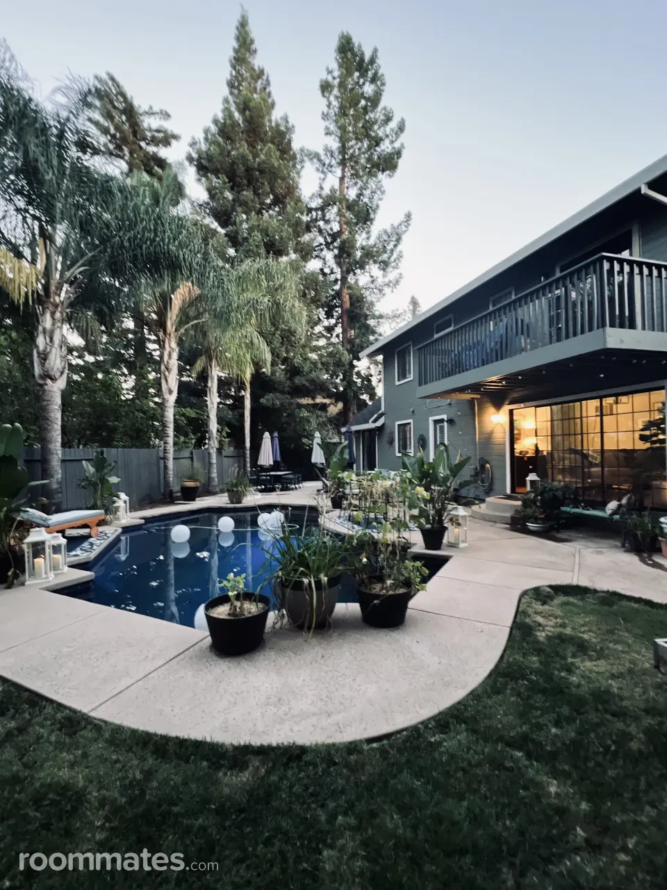 Profile photo 2 of 4