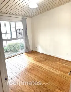 Room for rent in Pleasanton CA $1250, condo