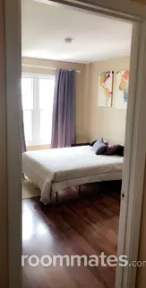 Room for rent in Naperville, IL $900, house