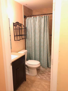 Room for rent in Bolingbrook, IL $850, house