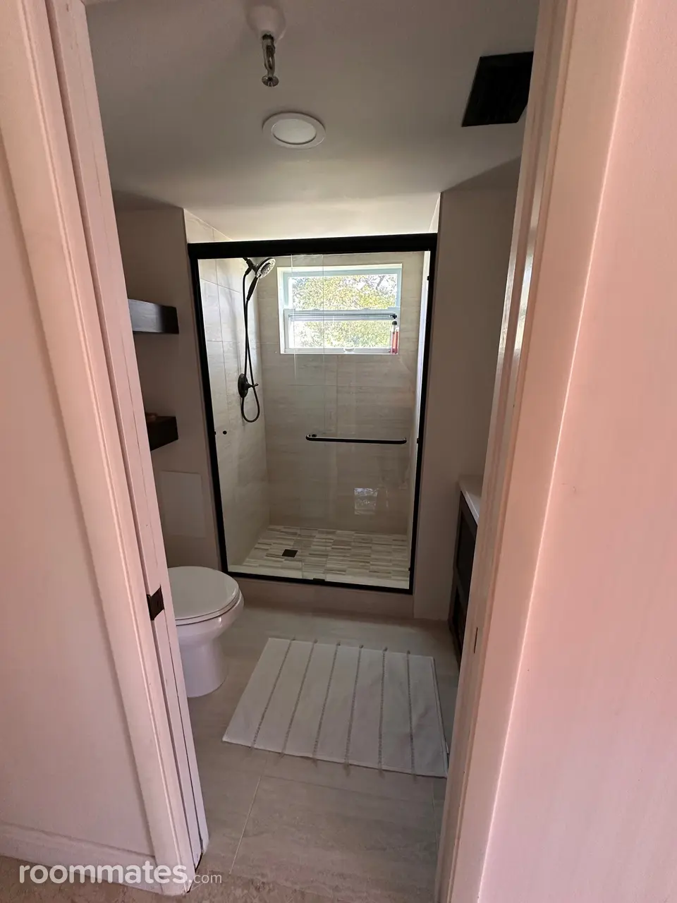 Profile photo 5 of 17