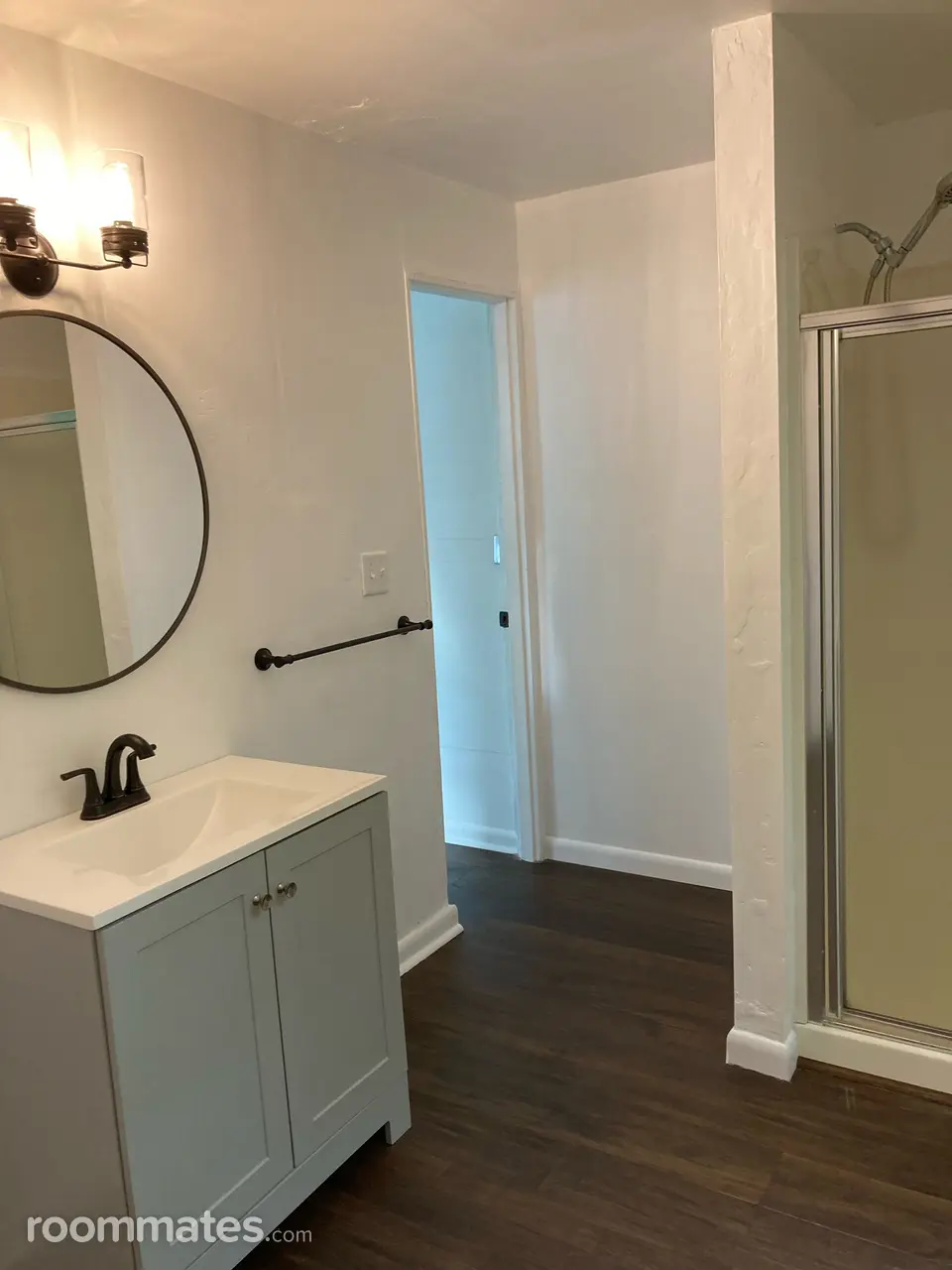 Profile photo 5 of 8