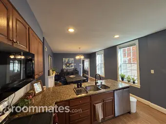 Room for rent in Baltimore MD $1190, townhouse