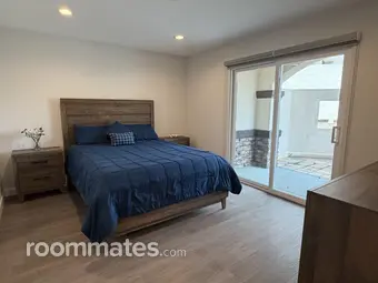 Room for rent in Thousand Oaks, CA $1800, townhouse