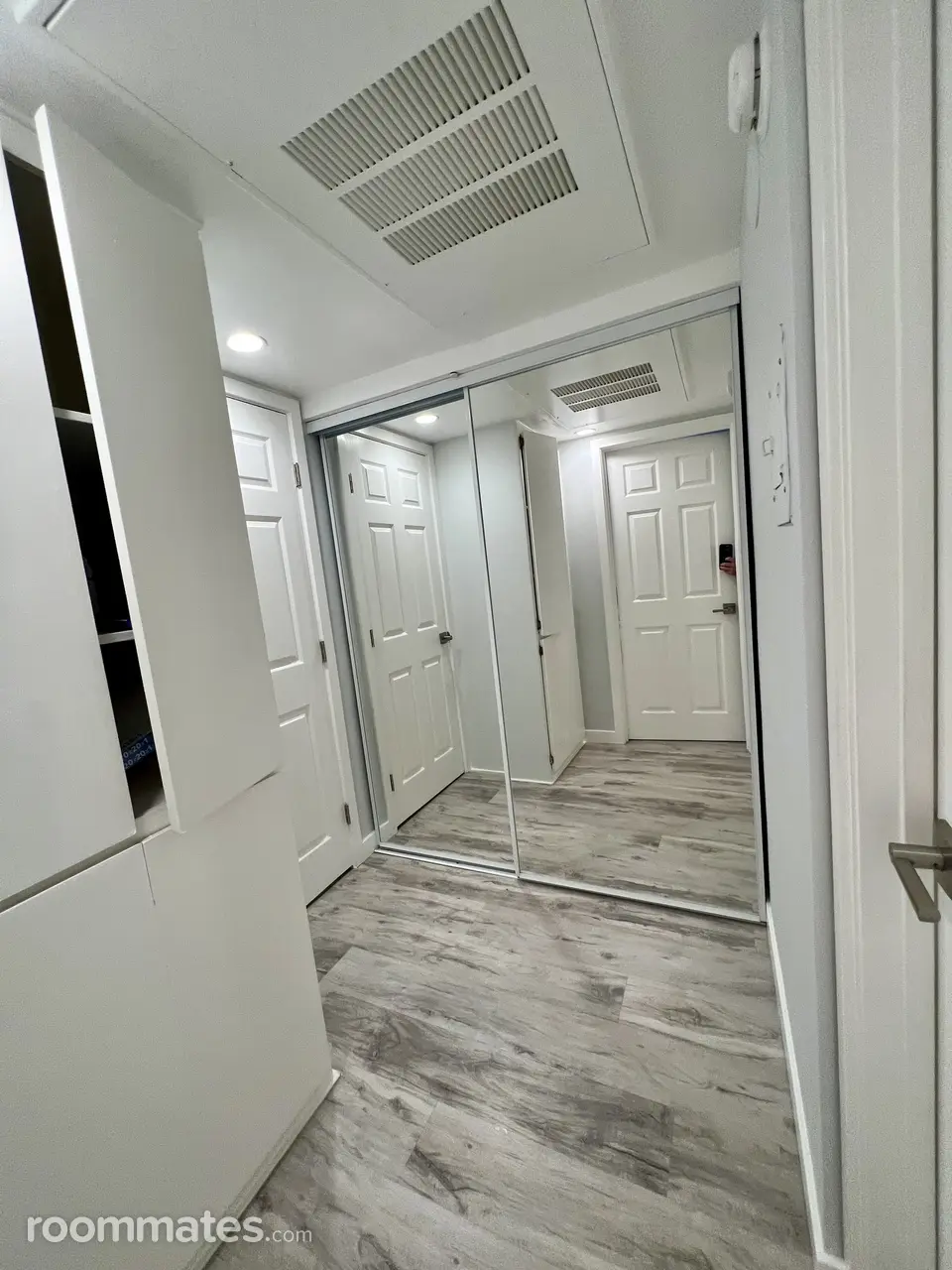 Profile photo 4 of 6