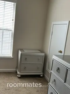 Room for rent in Fredericksburg, VA $1100, house