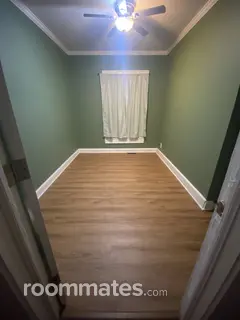 Room for rent in Indianapolis, IN $450, house