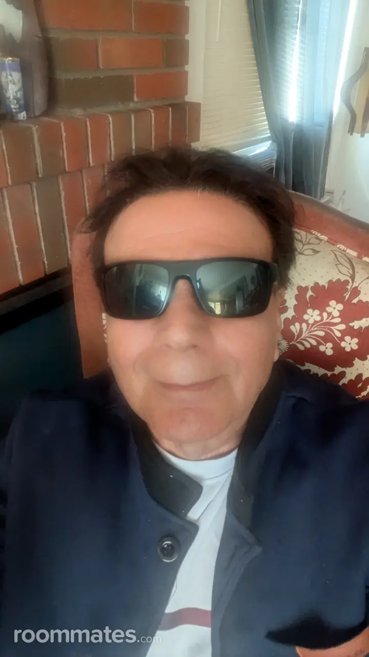 Profile photo 5 of 6