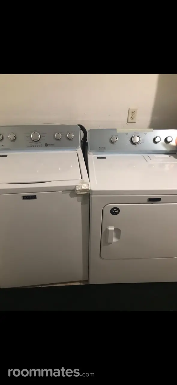 Profile photo 5 of 6