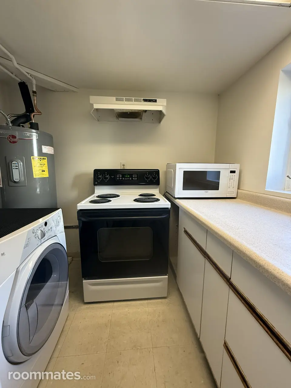 Profile photo 7 of 11