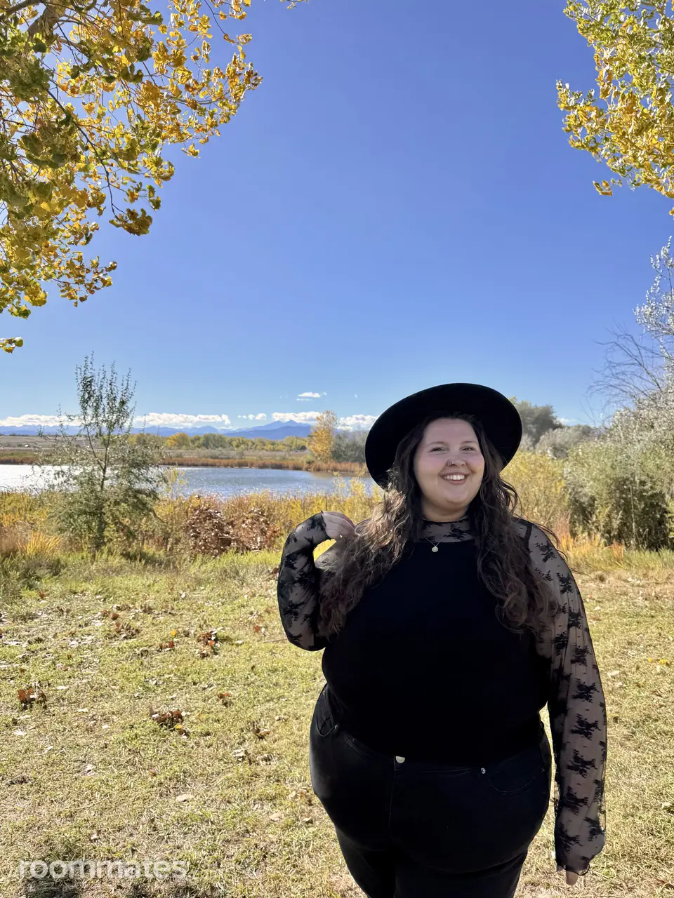 Profile photo 14 of 14