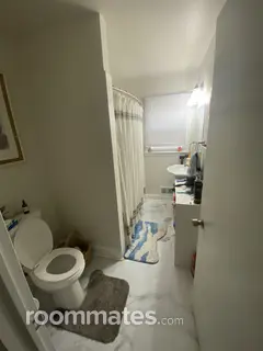 Room for rent in Garner NC $1200, house