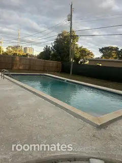 Room for rent in Lake Park FL $1200, house