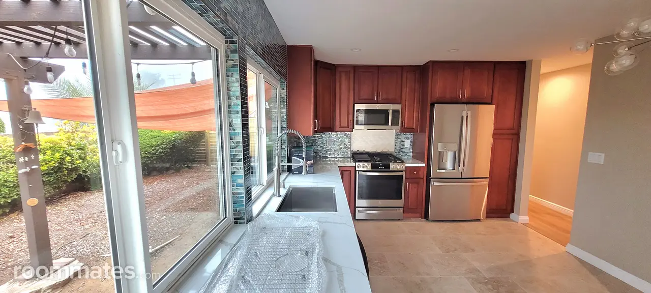 Profile photo 3 of 15