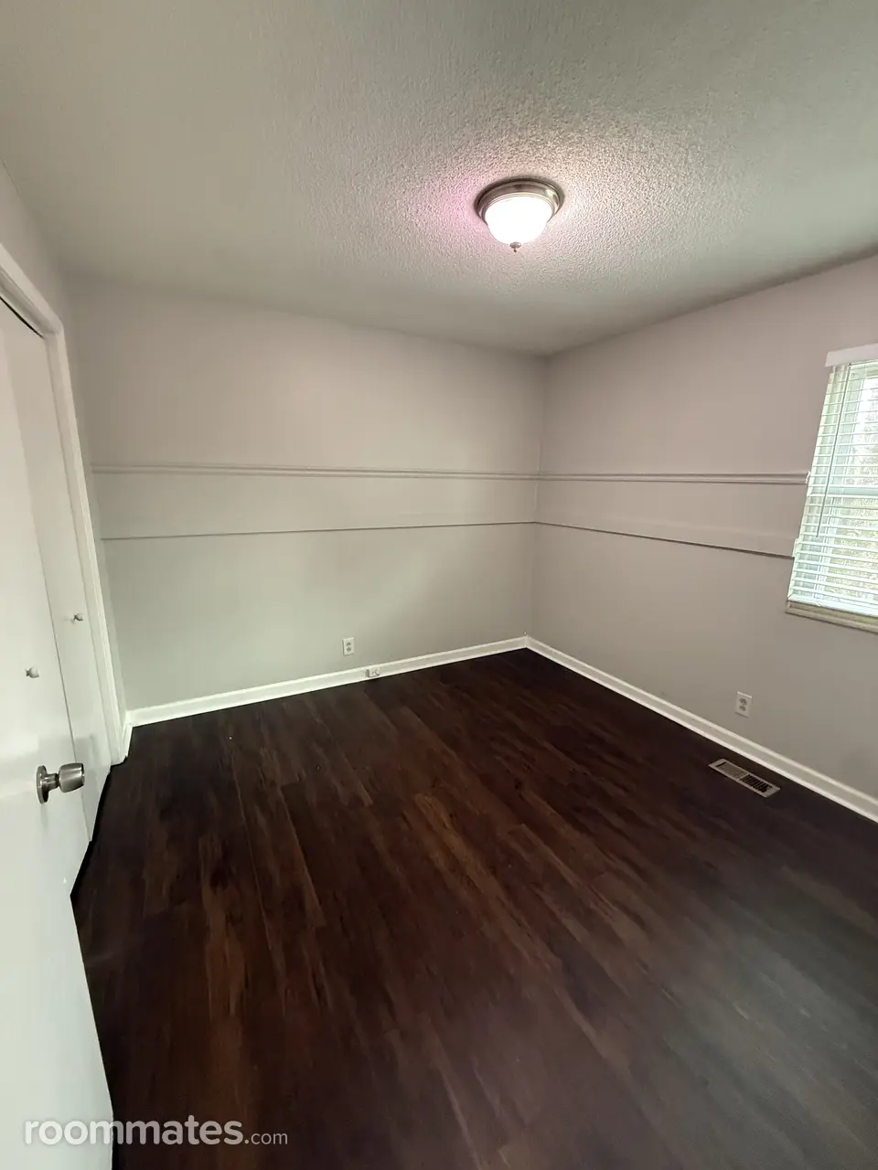 Profile photo 2 of 6