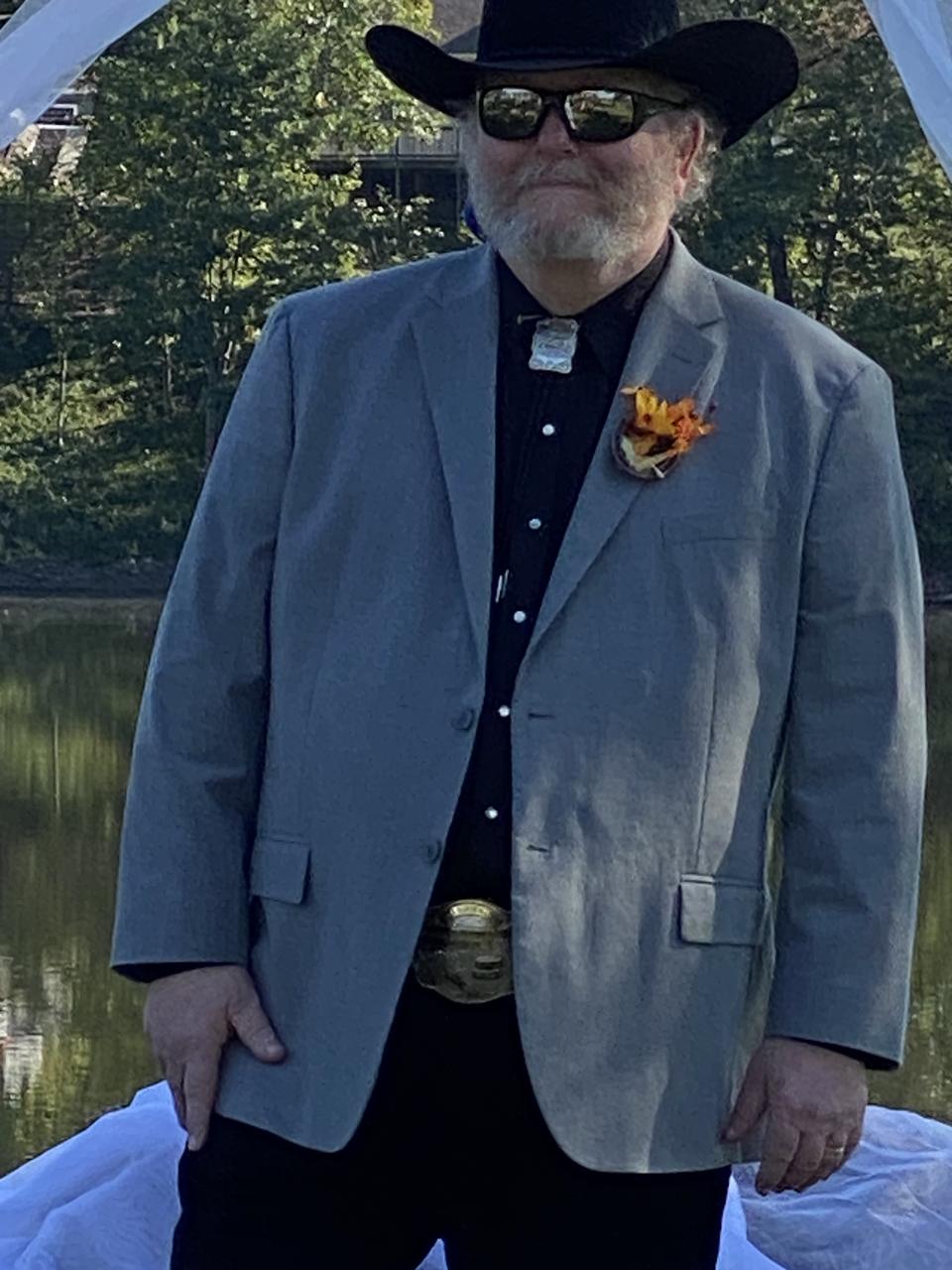 Profile photo 2 of 3