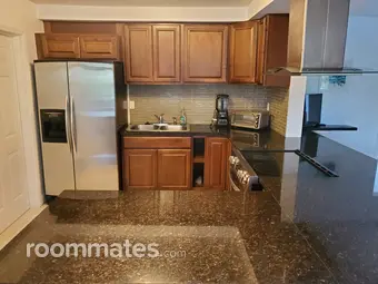Room for rent in Dania Beach, FL $500, house
