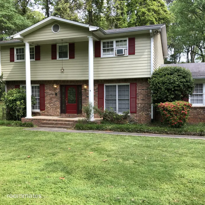 Room for rent in Dunwoody, GA $700, house