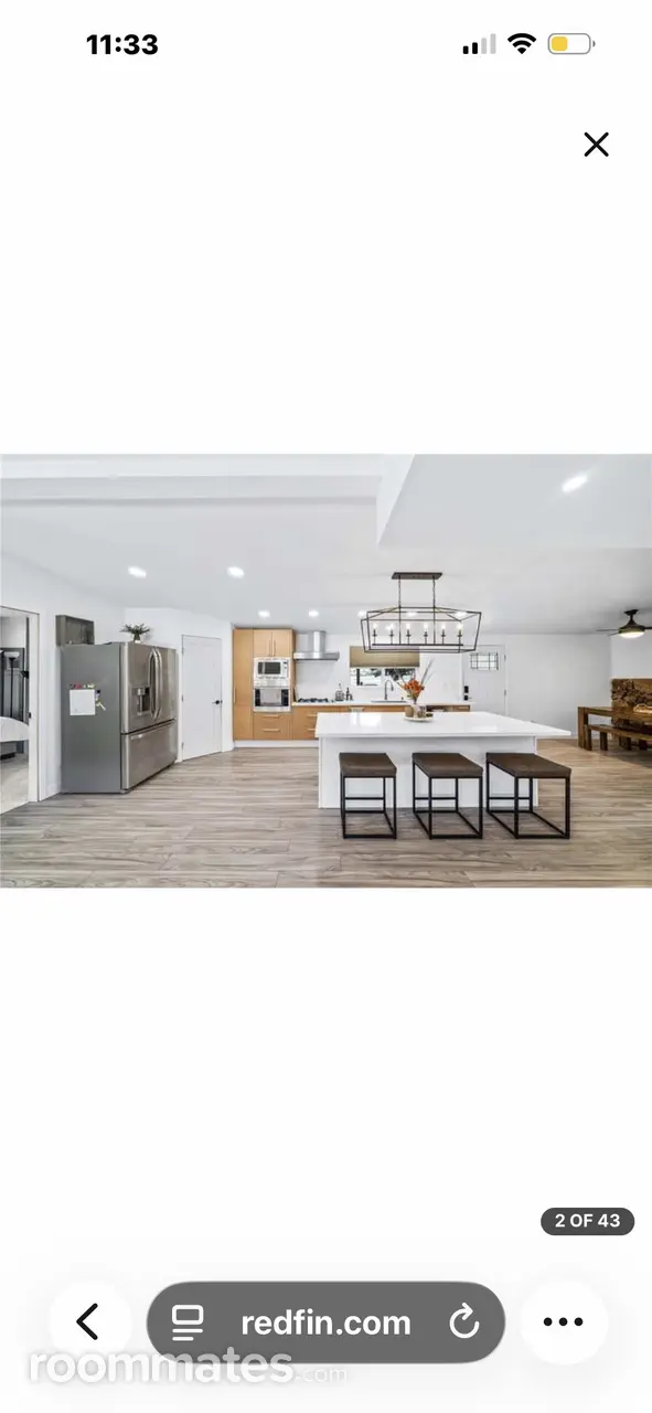 Profile photo 4 of 14