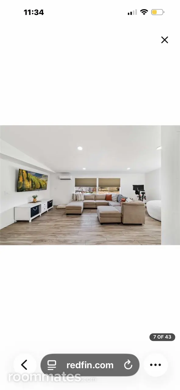 Profile photo 7 of 14