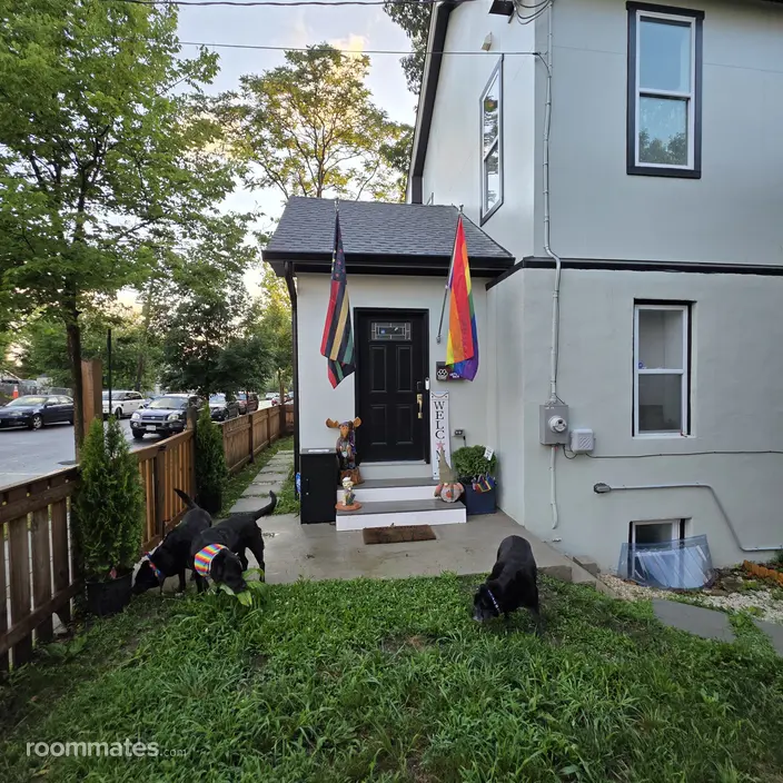 Room for rent in Washington, DC $1200, house