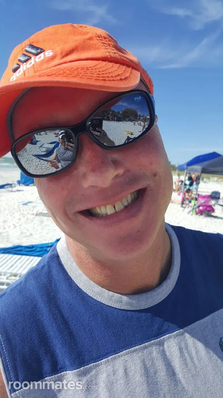 Profile photo 5 of 14