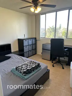 Room for rent in Riverside CA $750, condo