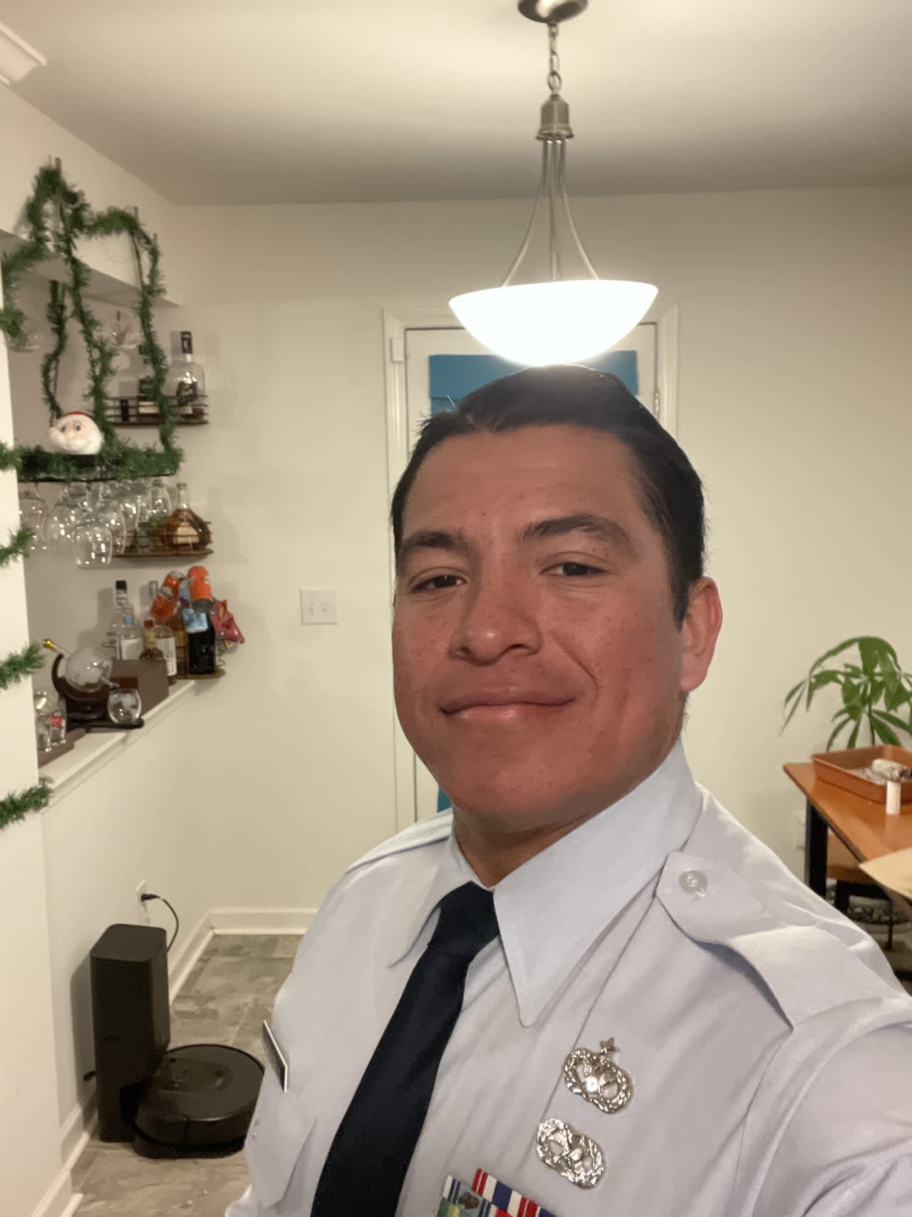 Profile photo 11 of 16