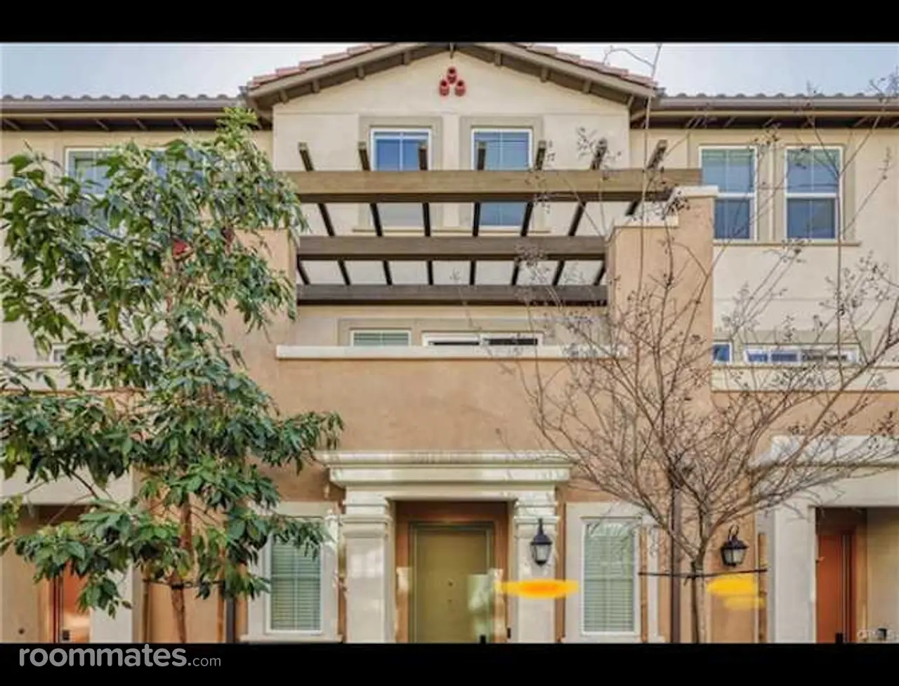 Profile photo 4 of 11