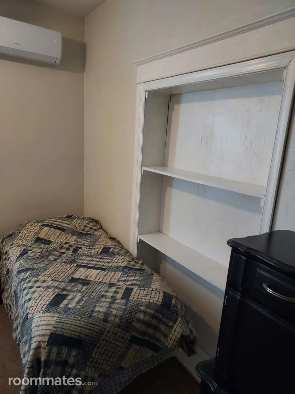 Profile photo 2 of 5