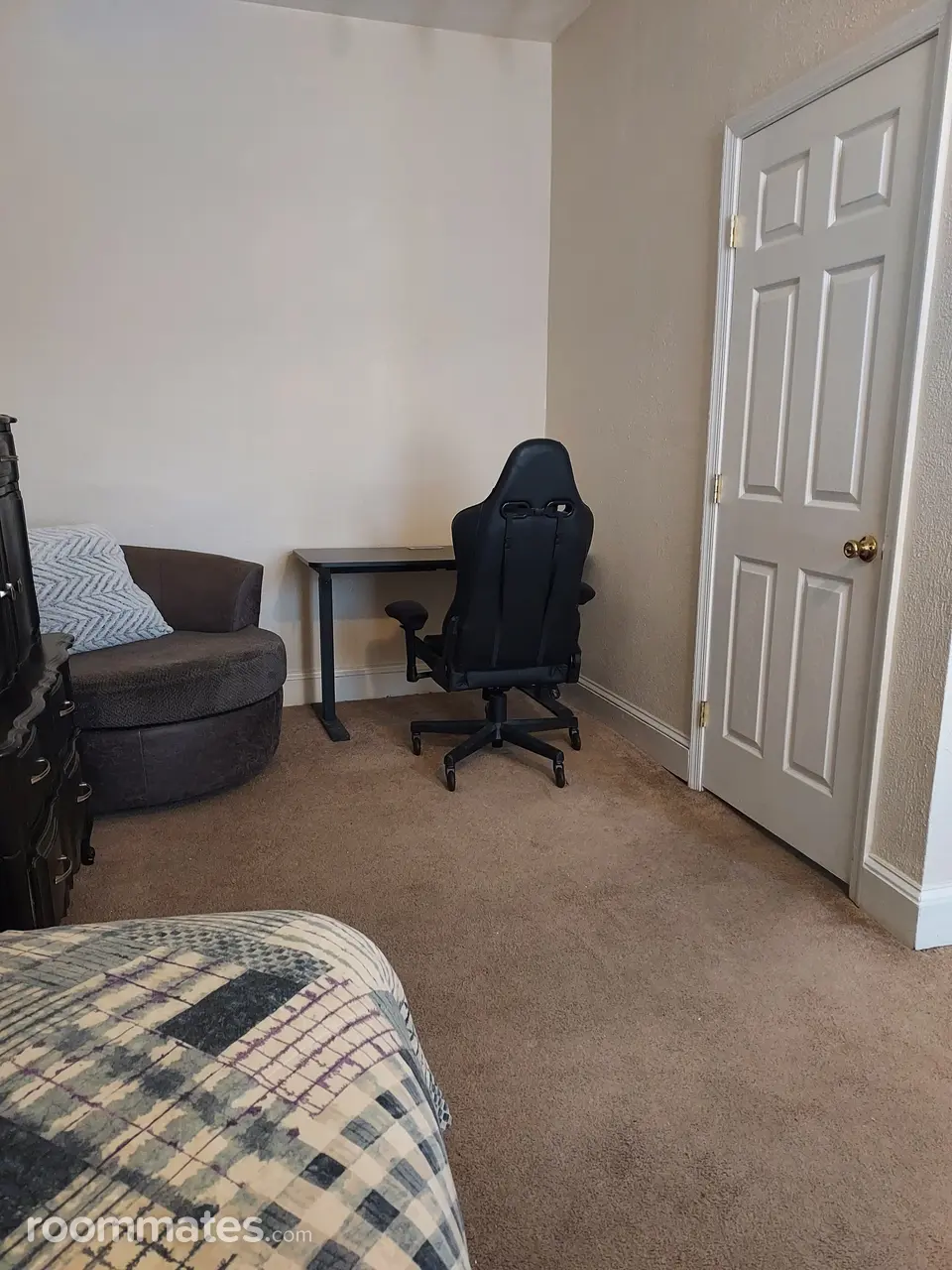 Profile photo 3 of 5