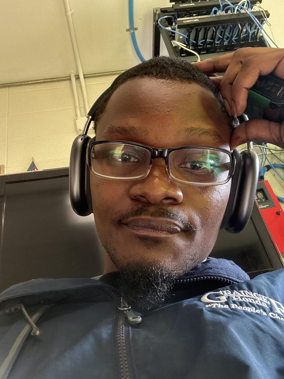 Profile photo 3 of 3