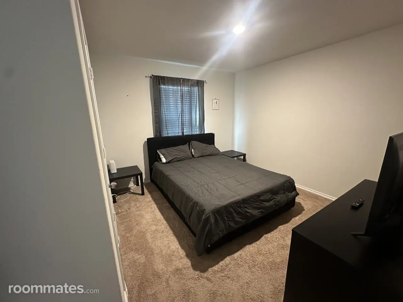 Profile photo 2 of 3