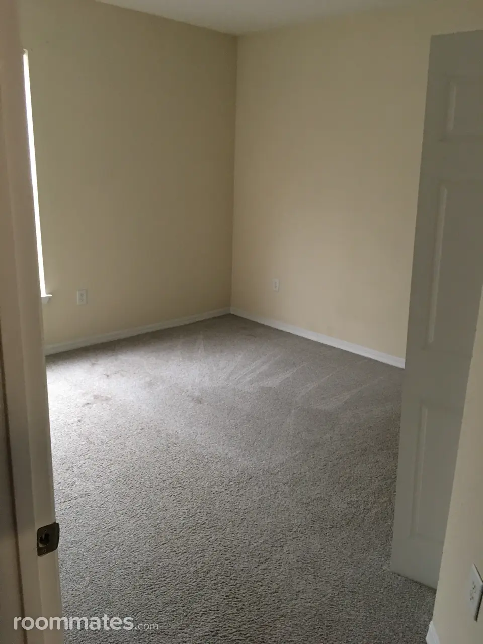 Profile photo 3 of 9