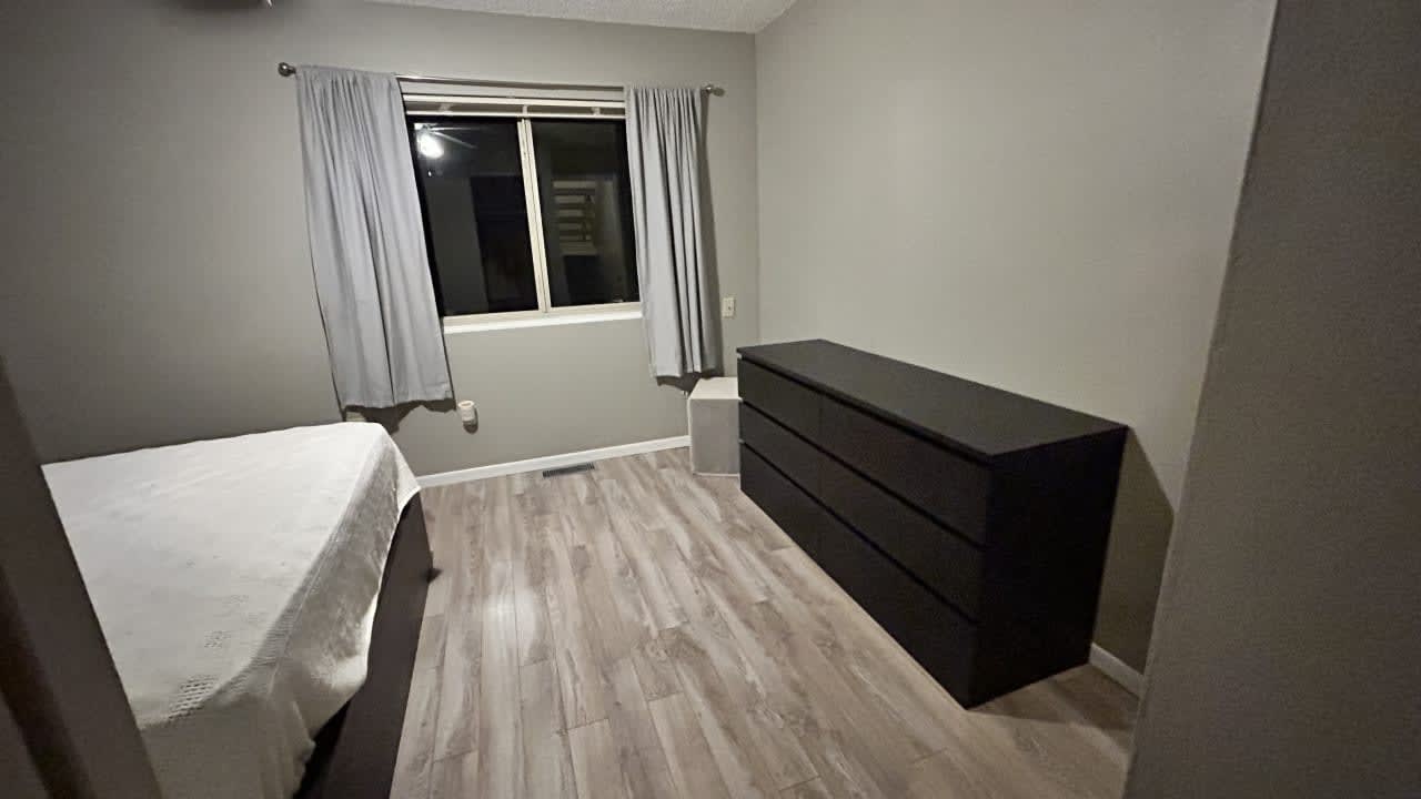 Profile photo 2 of 9