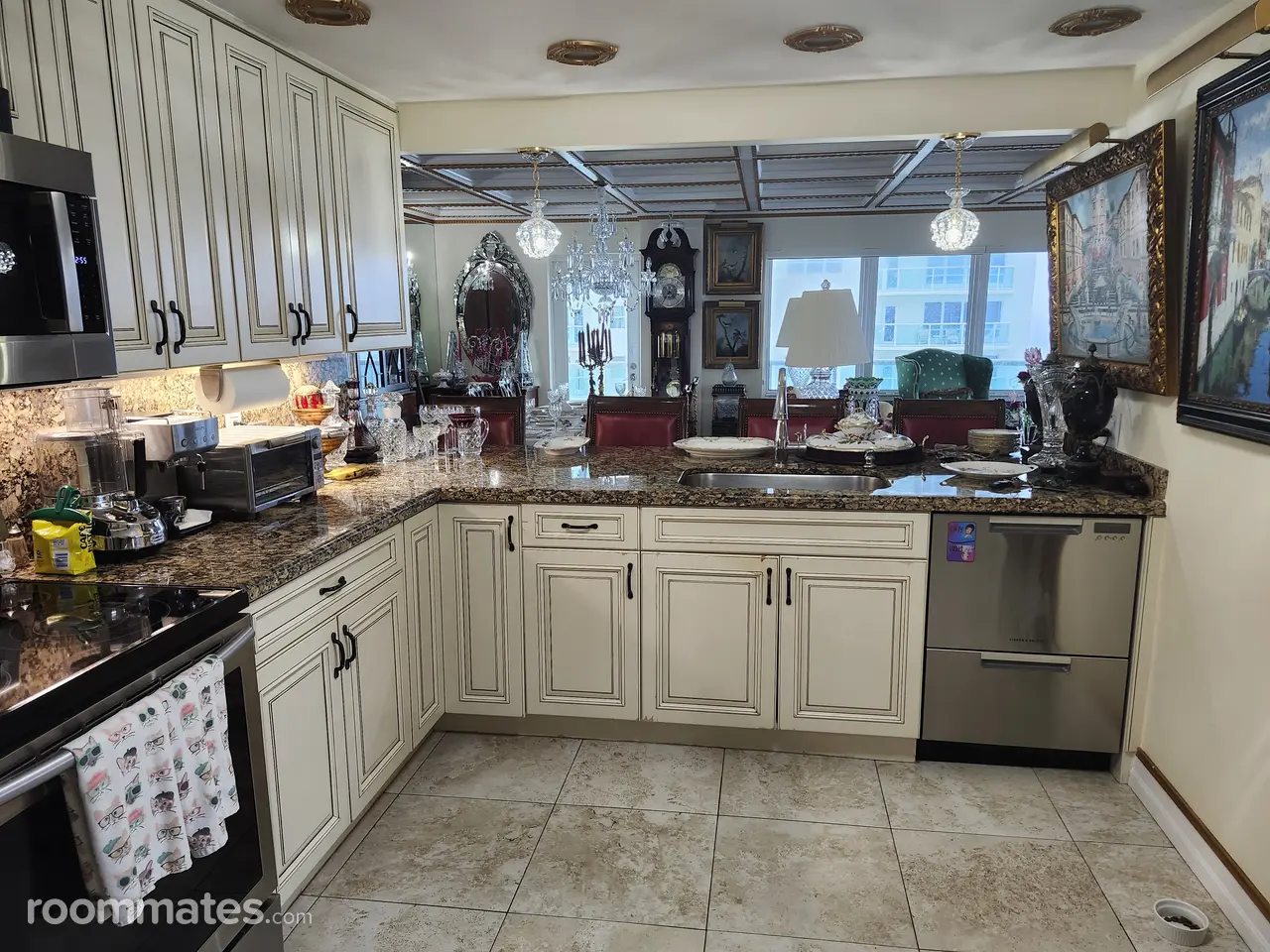 Profile photo 7 of 8