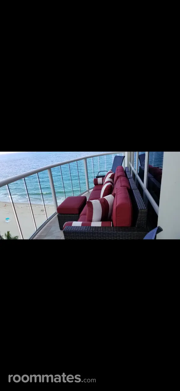 Profile photo 3 of 9