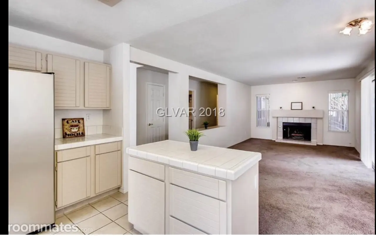 Profile photo 9 of 20