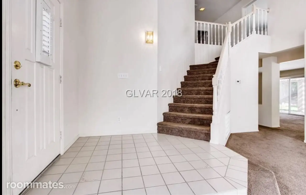 Profile photo 8 of 20